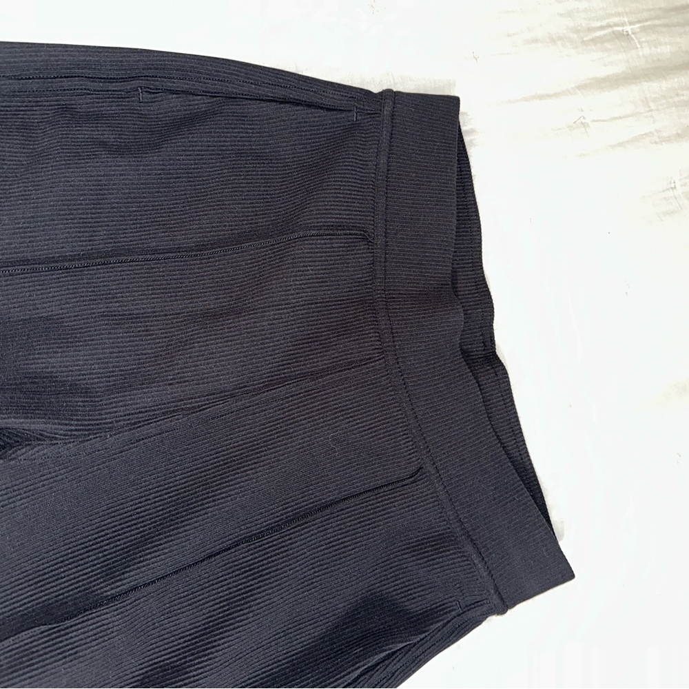 Lululemon Urban Strides Pant - Picture 7 of 8